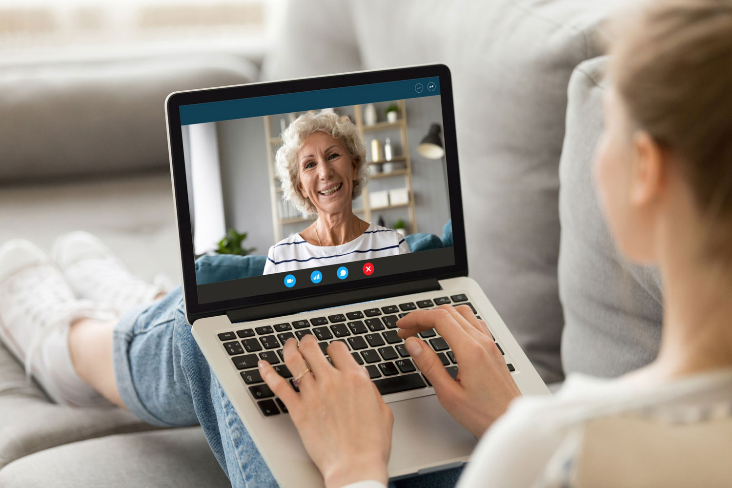 5 Tips for Providing Supportive Long-Distance Caregiving